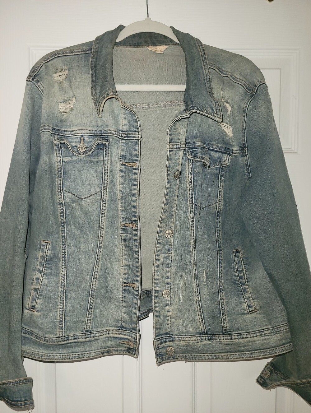 Ladies Distressed Denim Jean Jacket - Sz XL - Cato